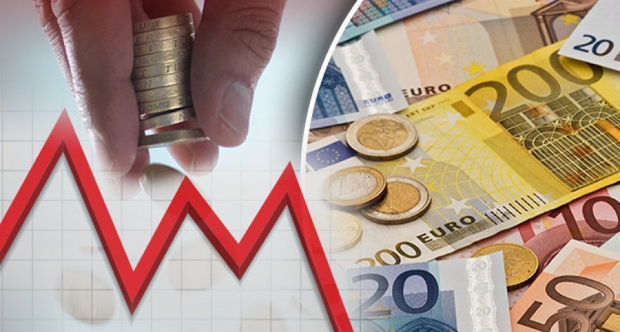 Tregjet ne zhvillim perballen me nje rekord terheqjesh nga investitoret e huaj